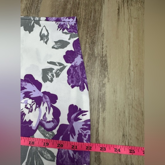 Banana Republic Lavendar Floral Off Shoulder Top Blouse Large - Picture 8 of 8